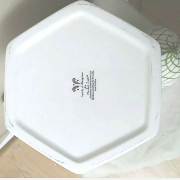 VINRAGE ISABELLE DE BORCHGRAVE CANISTER FOR MARSHALL FIELD MEDIUM - Picture 6 of 7